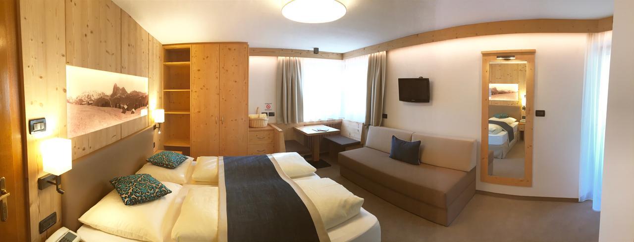 Hotel Talblick Ortisei Exteriör bild